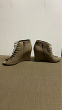 Load image into Gallery viewer, Designer Bootie Wedge Heels Size 6