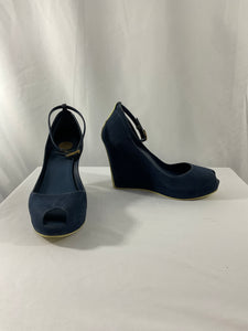 Designer Open Toe Wedges Size 6