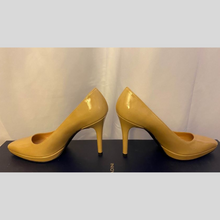 Load image into Gallery viewer, Beige Designer High Heel Shoes Size 6