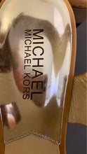 Load image into Gallery viewer, Designer Camel Colored High Heel Shoes Size 6