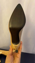 Load image into Gallery viewer, Beige Designer High Heel Shoes Size 6