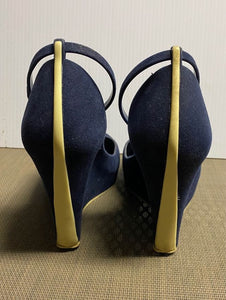 Designer Open Toe Wedges Size 6
