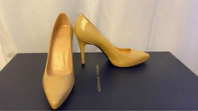 Load image into Gallery viewer, Beige Designer High Heel Shoes Size 6